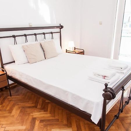 Appartement Beautiful New Decorated Apt In Athènes Extérieur photo