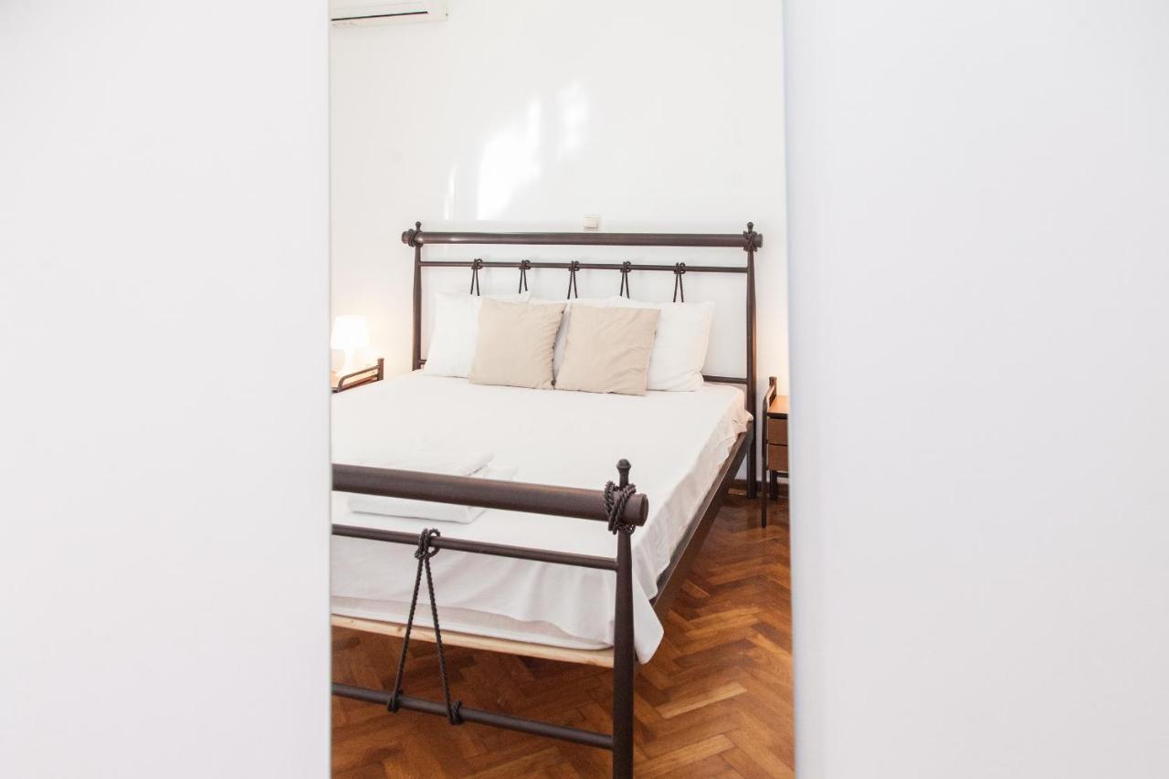 Appartement Beautiful New Decorated Apt In Athènes Extérieur photo